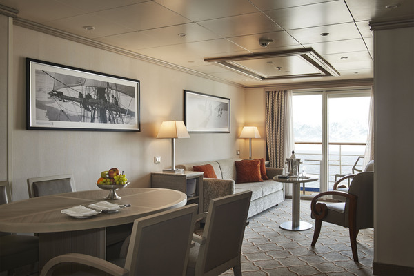 Silversea Cruises Silver Cloud Silver Suite 1 ©Silversea Cruises Ltd.jpg